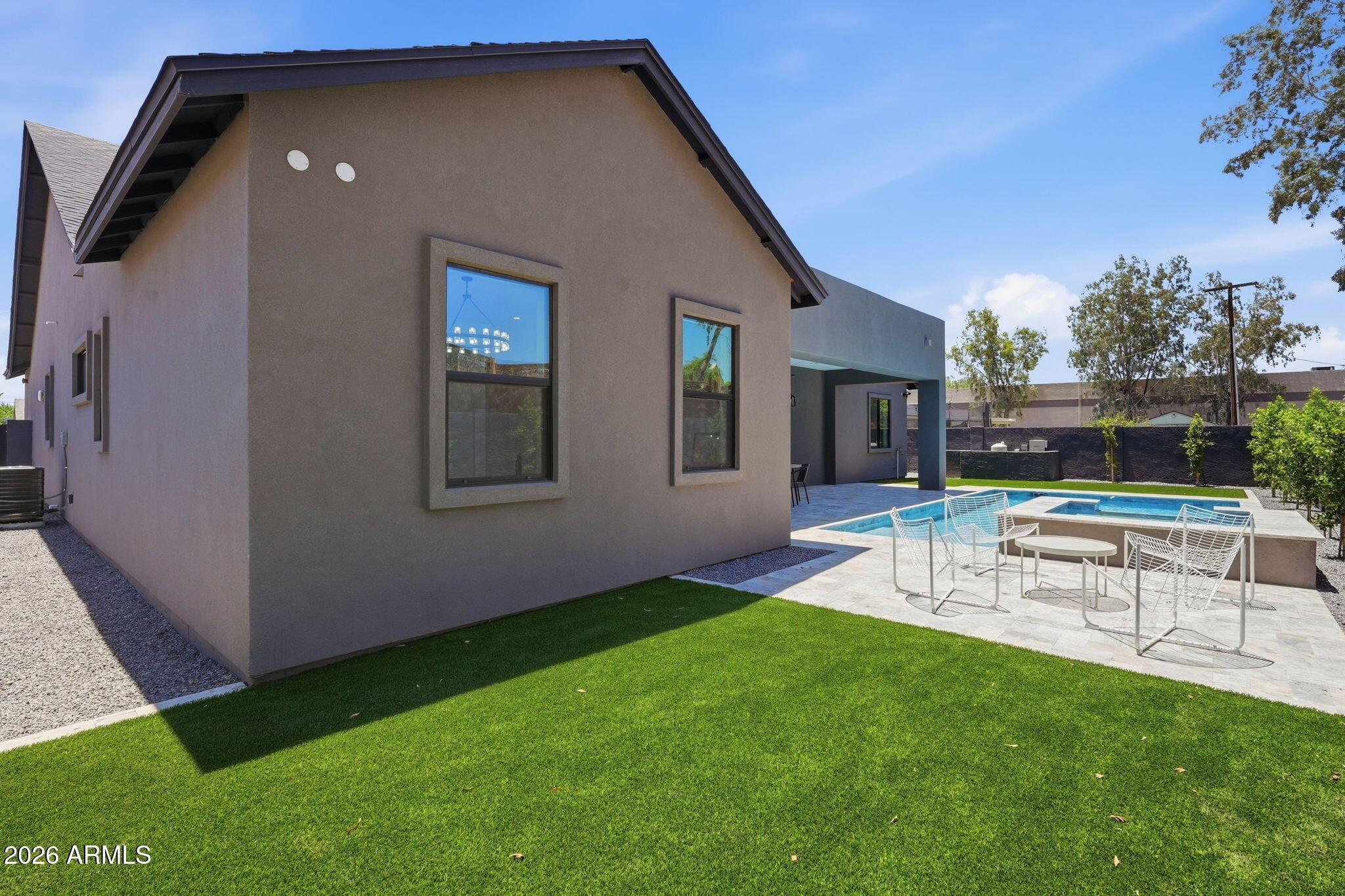 7232 East Cambridge Avenue Scottsdale, AZ 85257 - Photo 32 of 37 Multiple Turf Areas & Seating