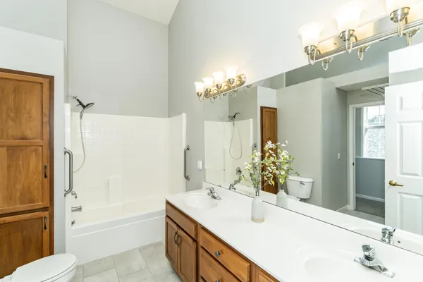 $285,000 | 1862 Tiffany Cove Lane Southwest, Rochester, MN 55902