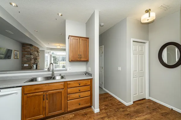 $285,000 | 1862 Tiffany Cove Lane Southwest, Rochester, MN 55902