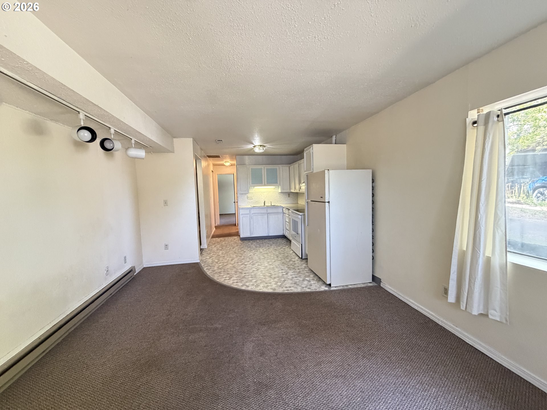 400 Walnut Street La Grande, OR 97850 - Photo 30 of 48 Kitchen/Dining Room