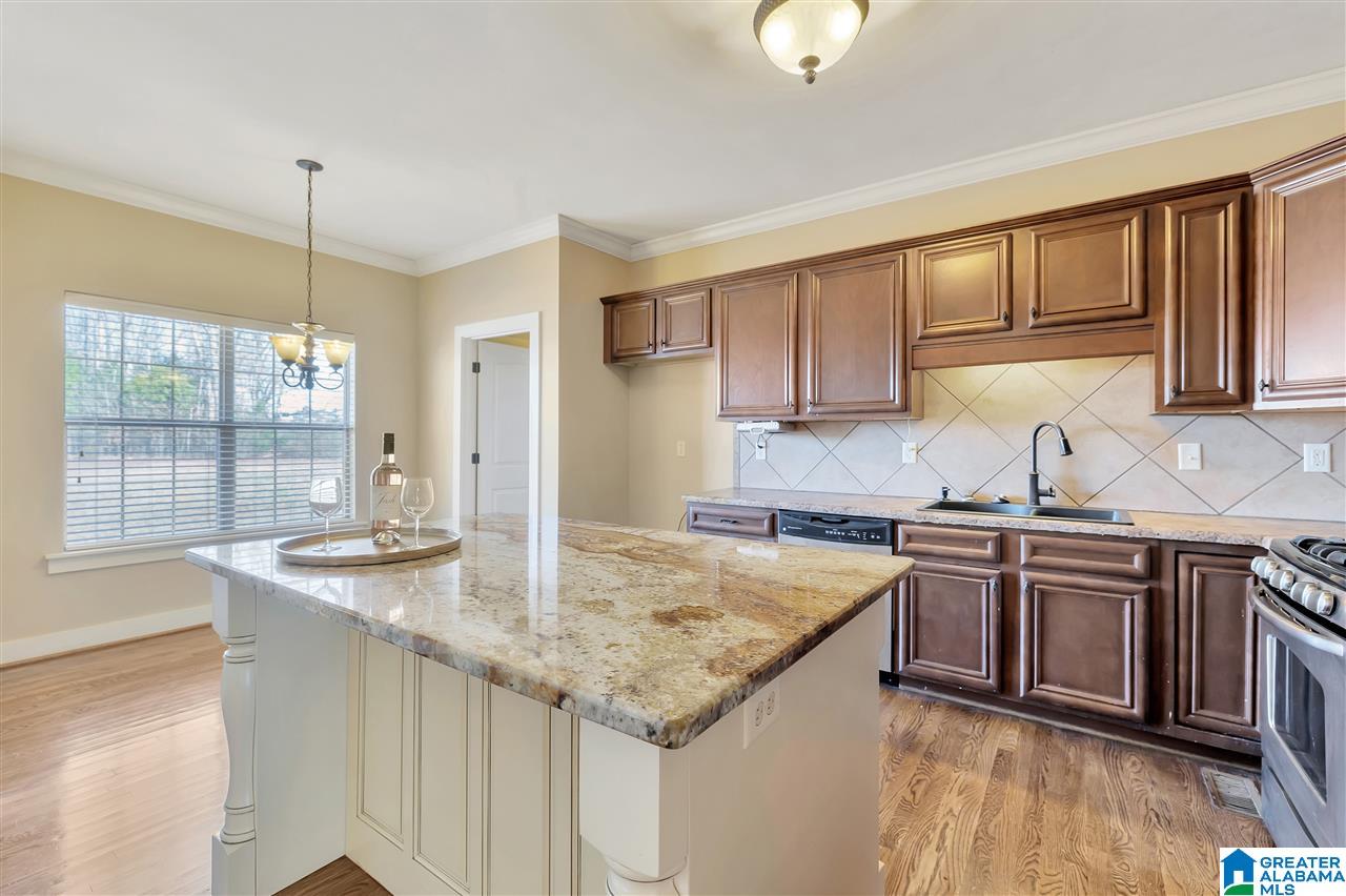 405 Ramsgate Drive Alabaster, AL 35114 - Photo 10 of 35