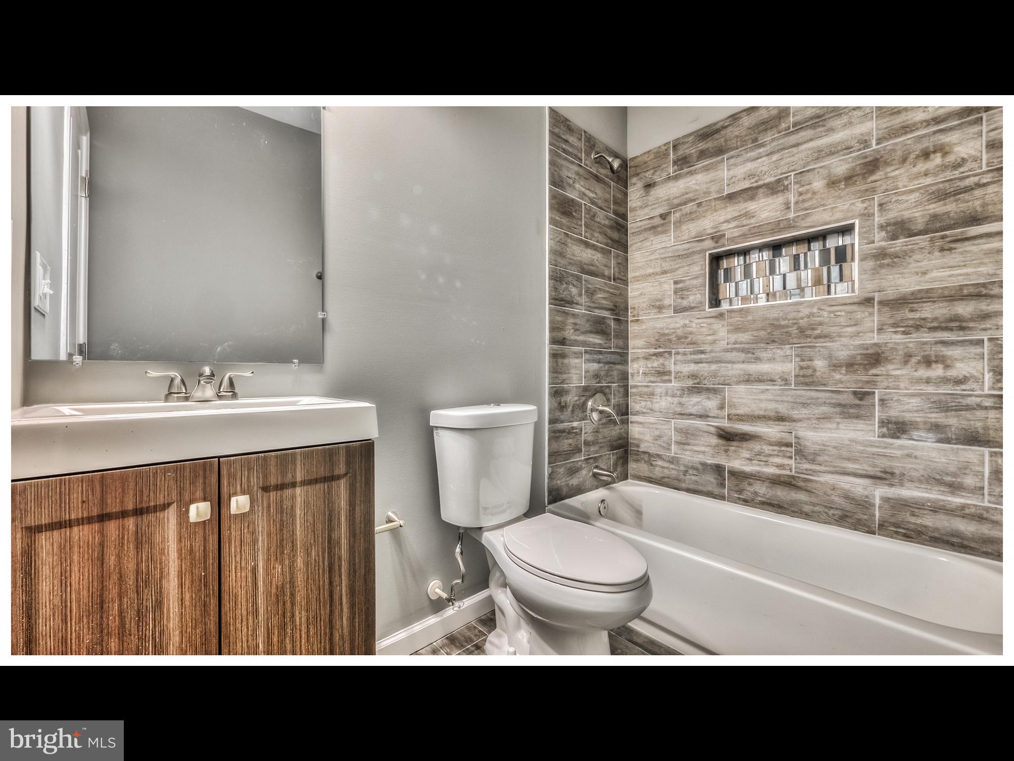1539 Northgate Road Baltimore, MD 21218 - Photo 12 of 23 Bath