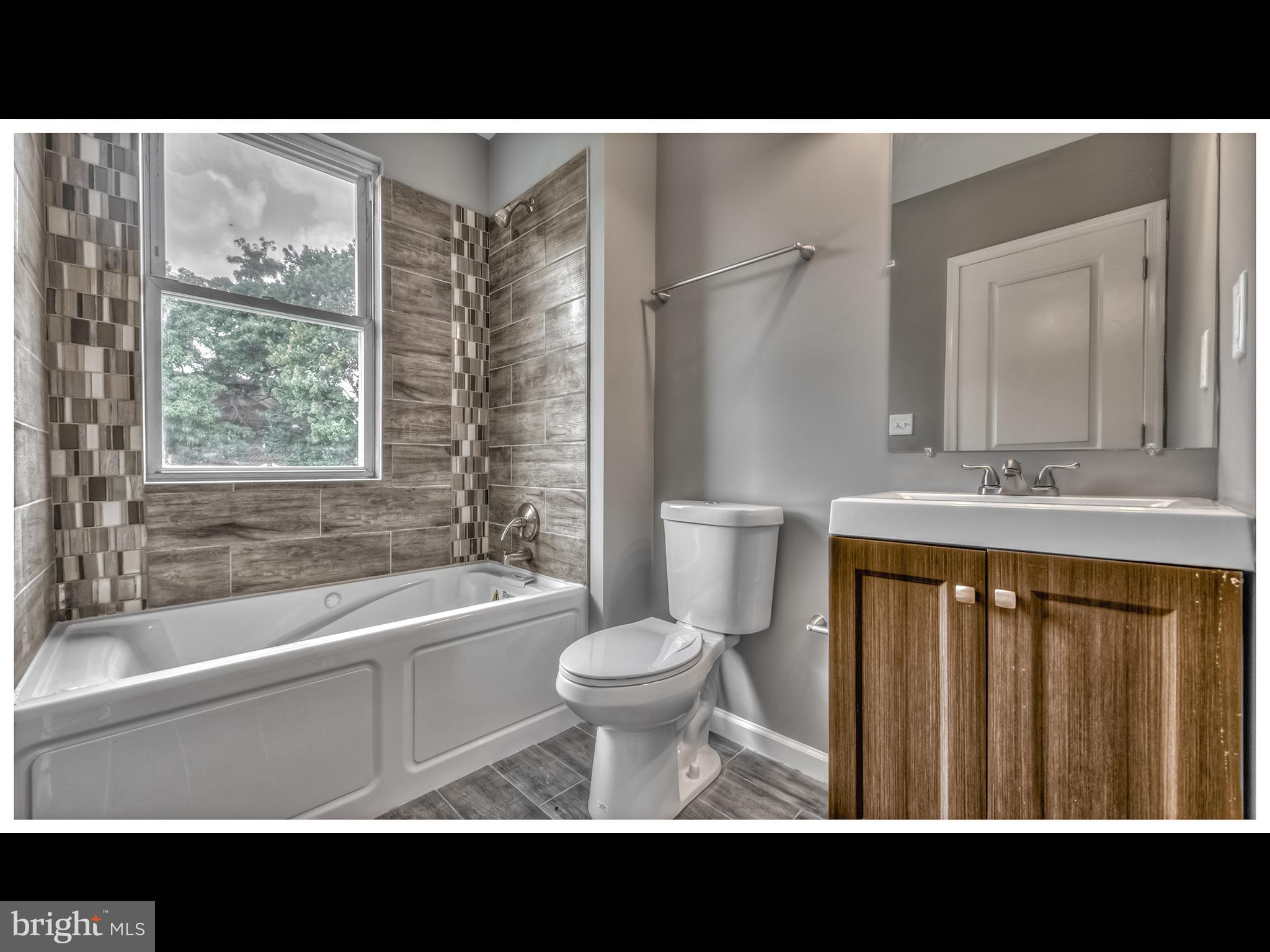 1539 Northgate Road Baltimore, MD 21218 - Photo 15 of 23 Bath (Master)
