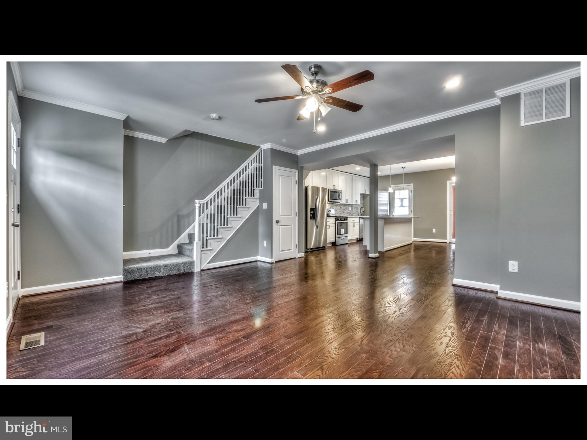 1539 Northgate Road Baltimore, MD 21218 - Photo 4 of 23 Living Room