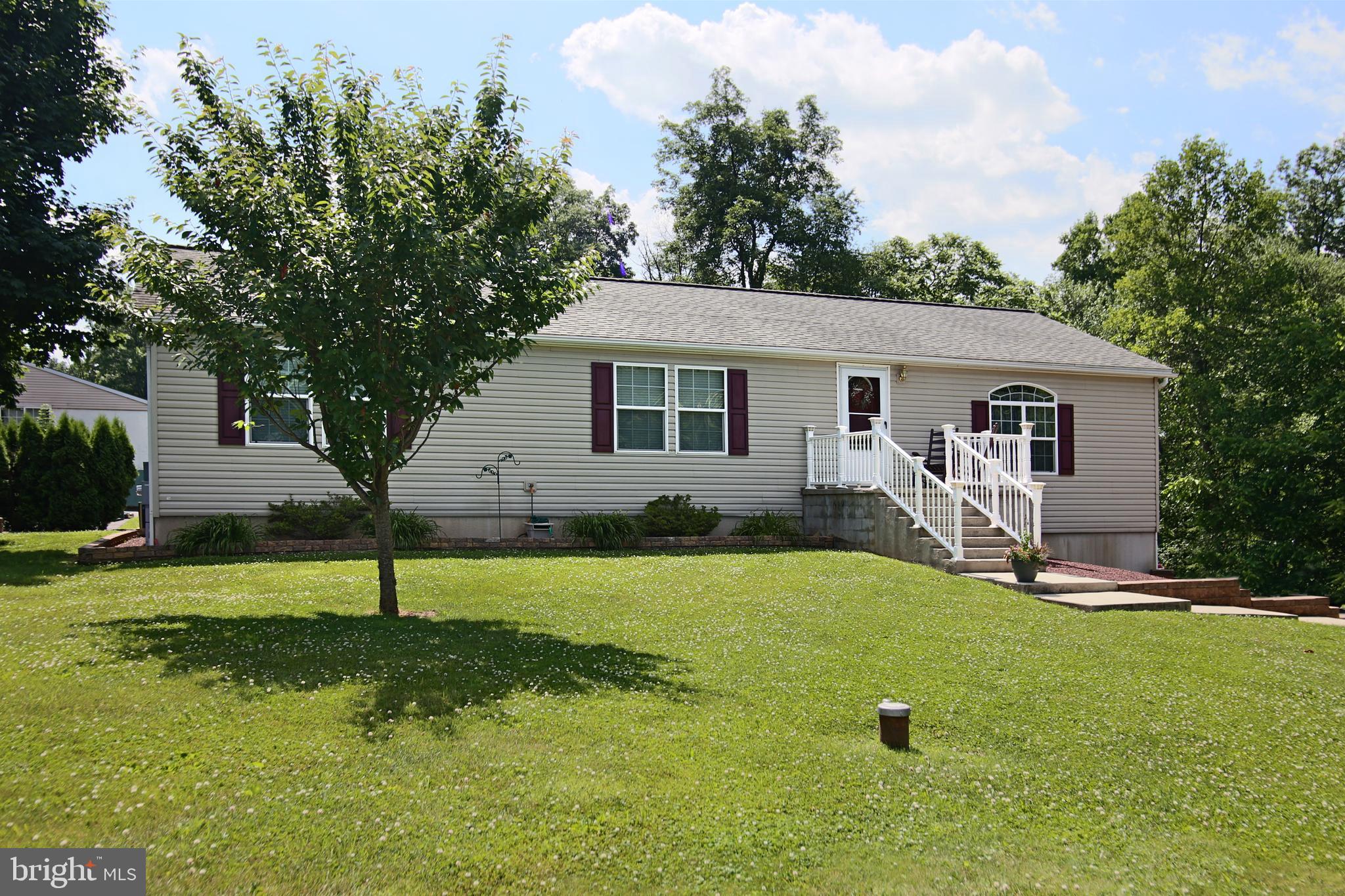 33 Deep Run Road Myerstown, PA 17067 - Photo 3 of 46 Gallery Image 3