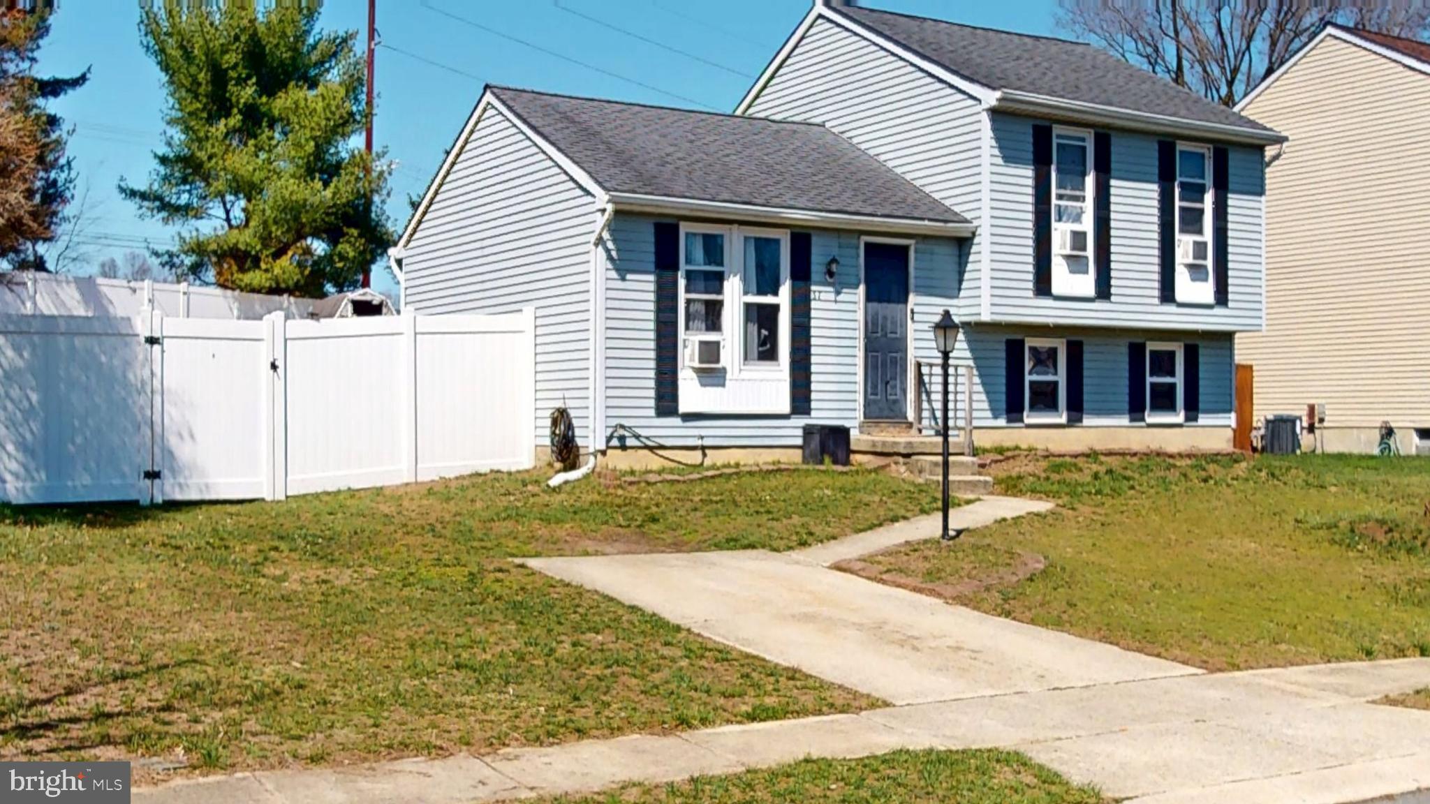 37 Decatur Lane Sicklerville, NJ 08081 - Photo 3 of 26 a front view of a house with a yard