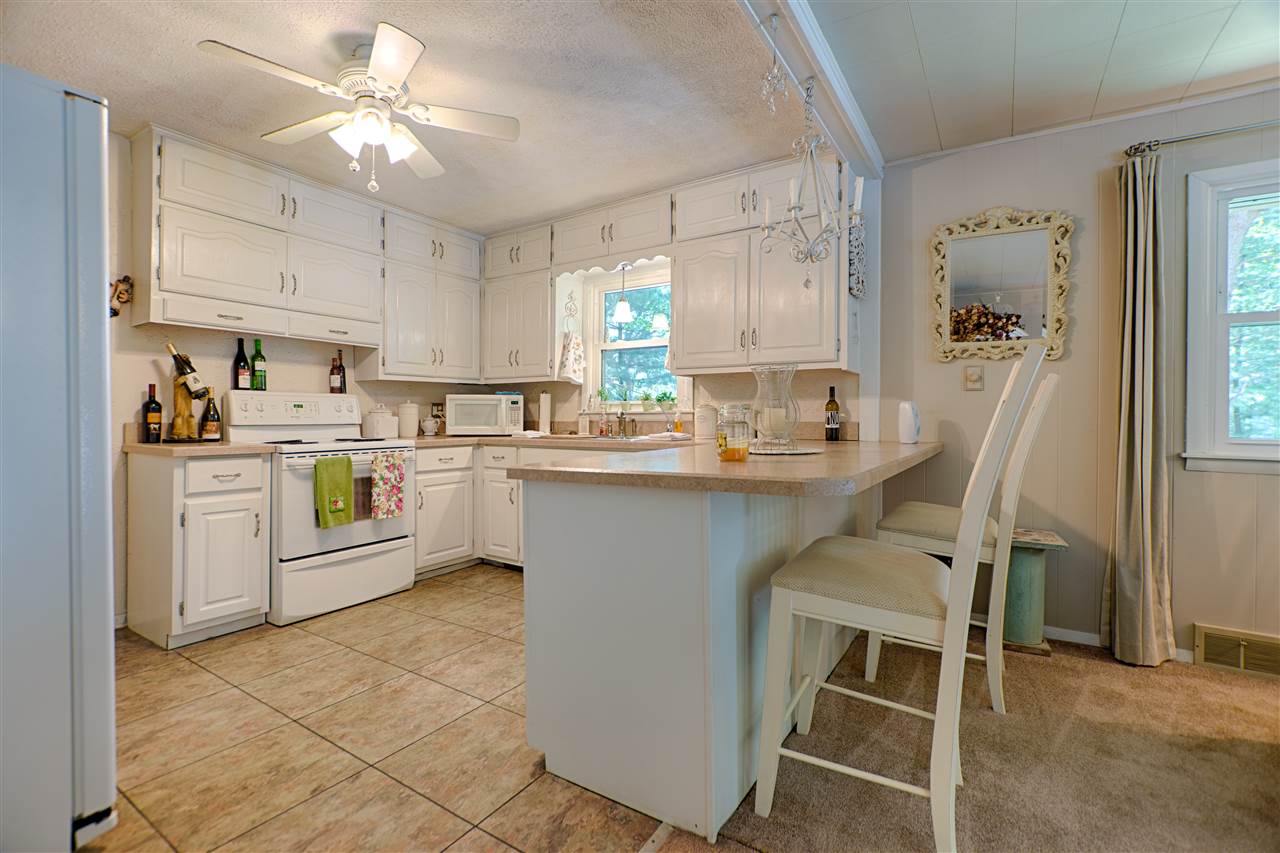 701 North Red Bank Road Evansville, IN 47712 - Photo 11 of 36 Gallery Image 11
