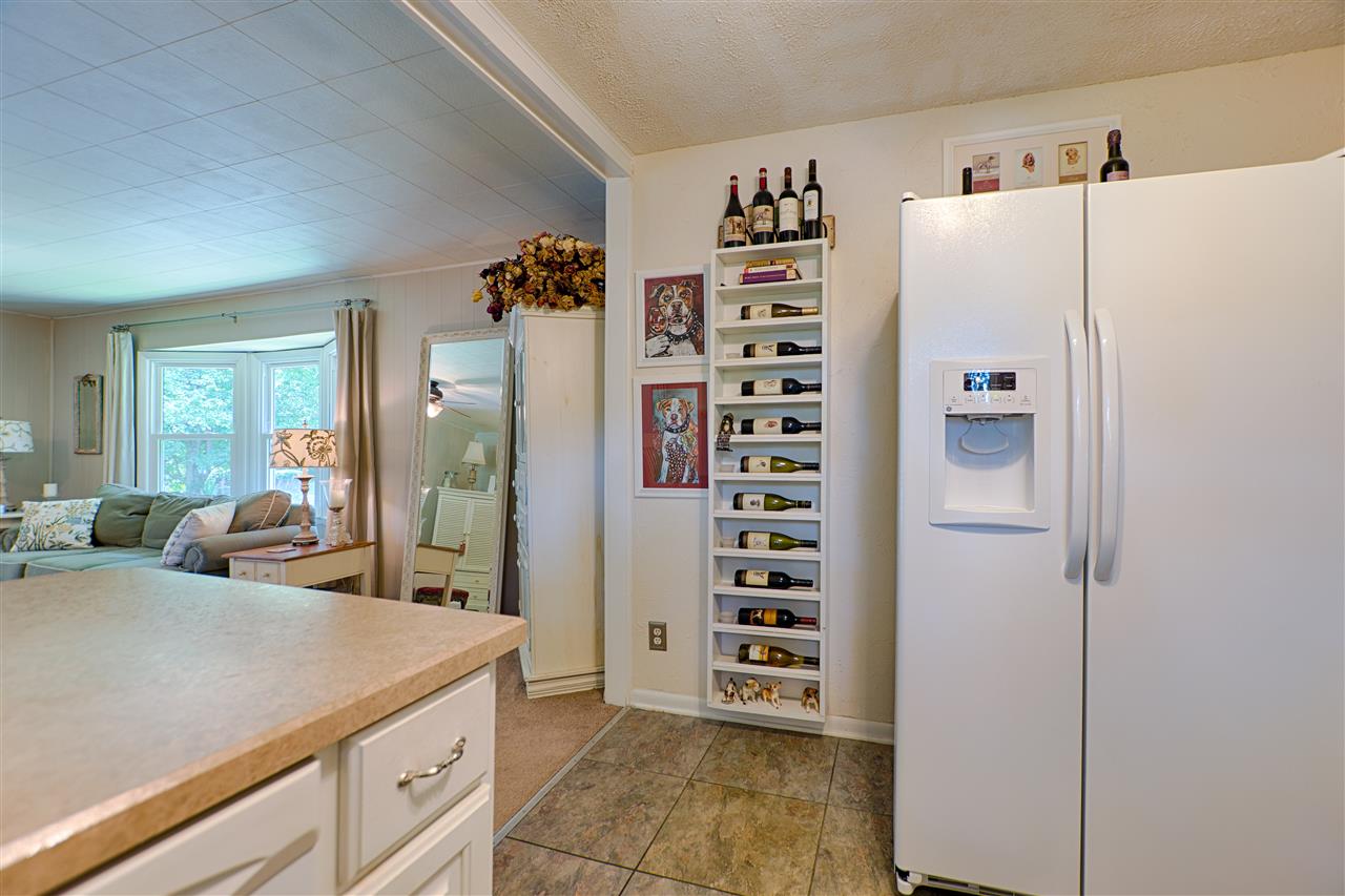 701 North Red Bank Road Evansville, IN 47712 - Photo 12 of 36 Gallery Image 12