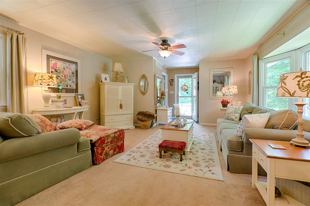 701 North Red Bank Road Evansville, IN 47712 - Photo 9 of 36 Gallery Image 9