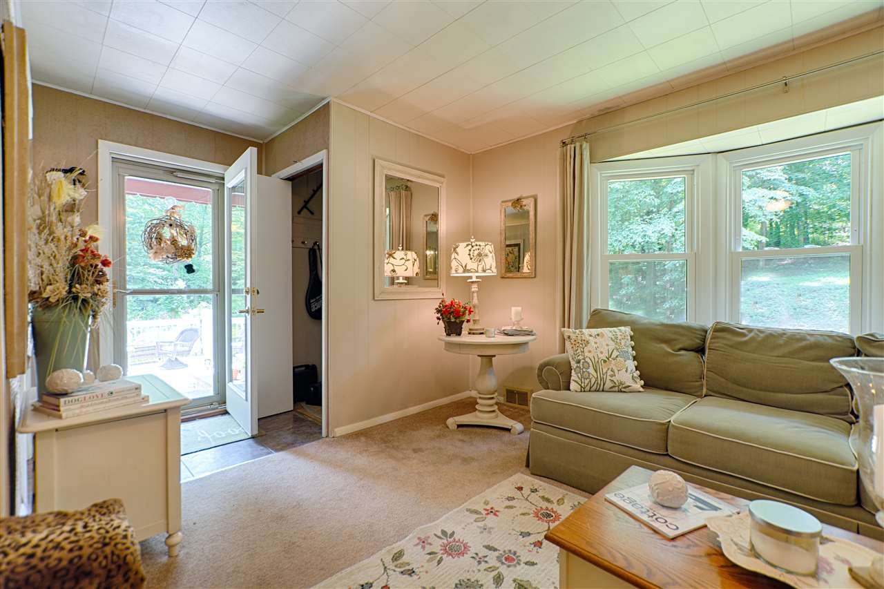 701 North Red Bank Road Evansville, IN 47712 - Photo 10 of 36 Gallery Image 10