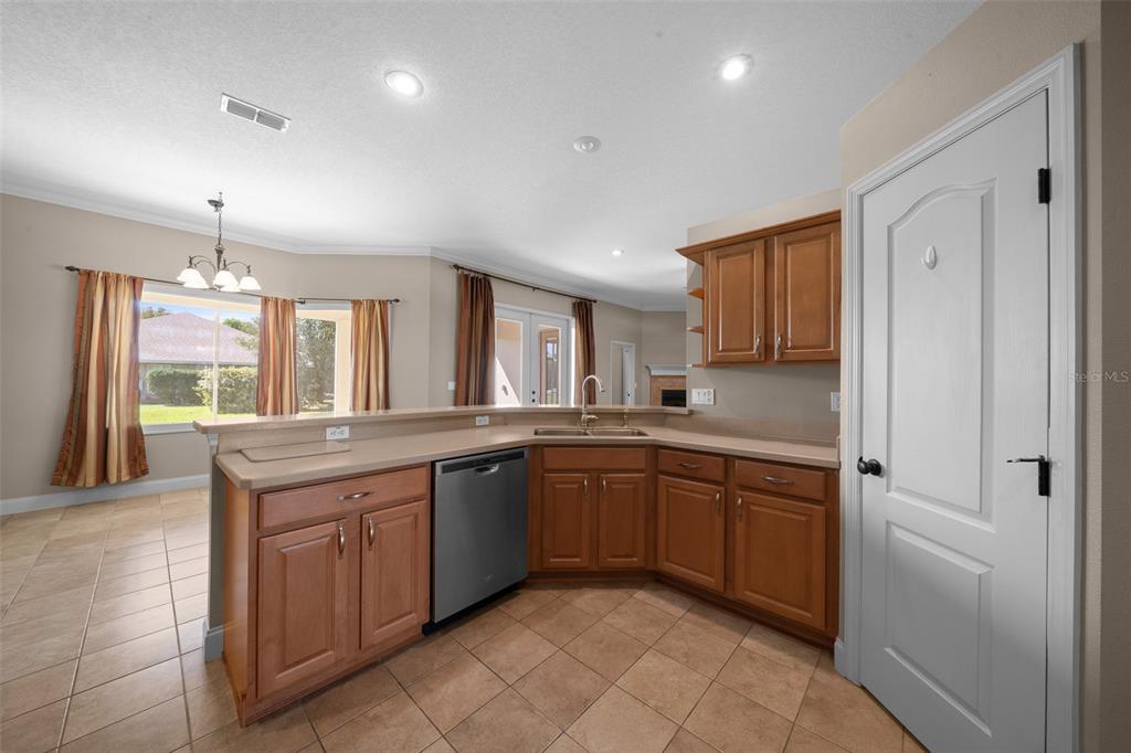 5073 Southeast 39th Loop Ocala, FL 34480 - Photo 39 of 85