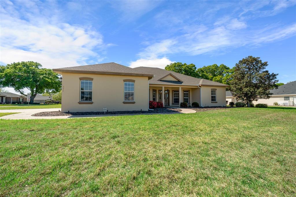 5073 Southeast 39th Loop Ocala, FL 34480 - Photo 8 of 85