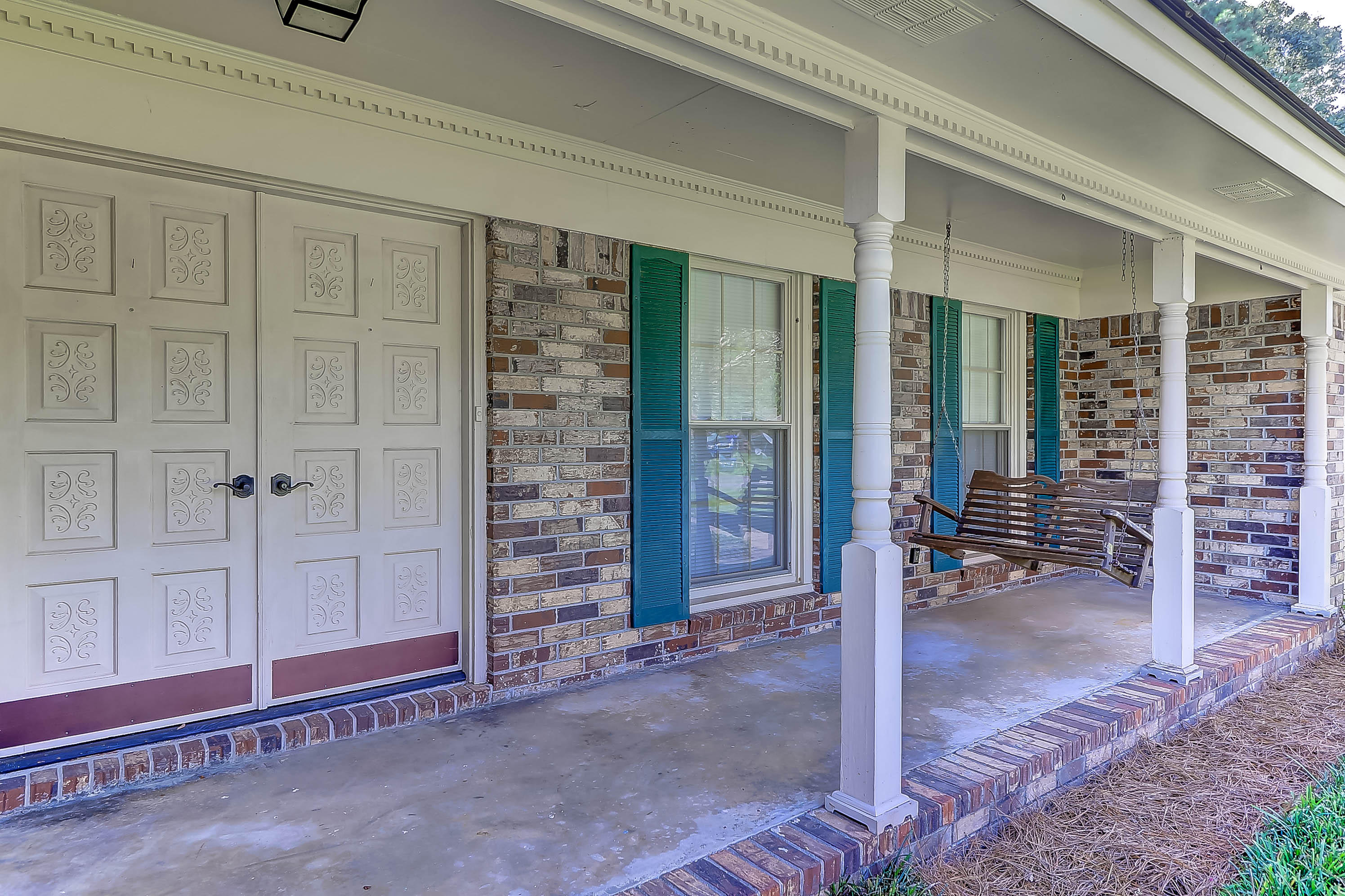 811 Farnham Road Charleston, SC 29412 - Photo 2 of 40 2