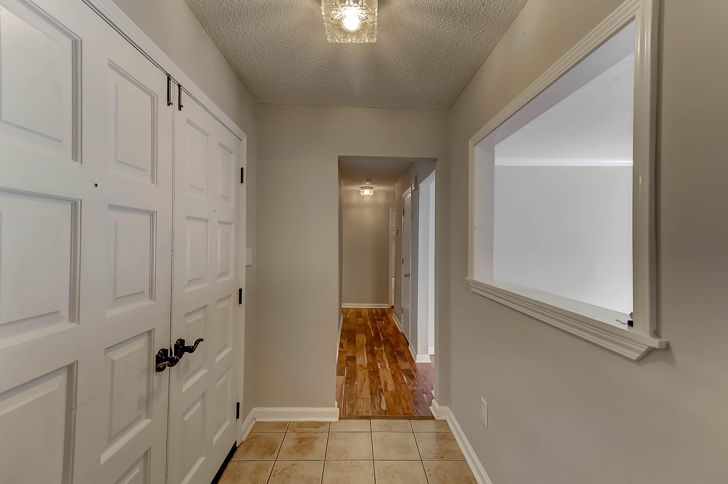 811 Farnham Road Charleston, SC 29412 - Photo 3 of 40 3.5