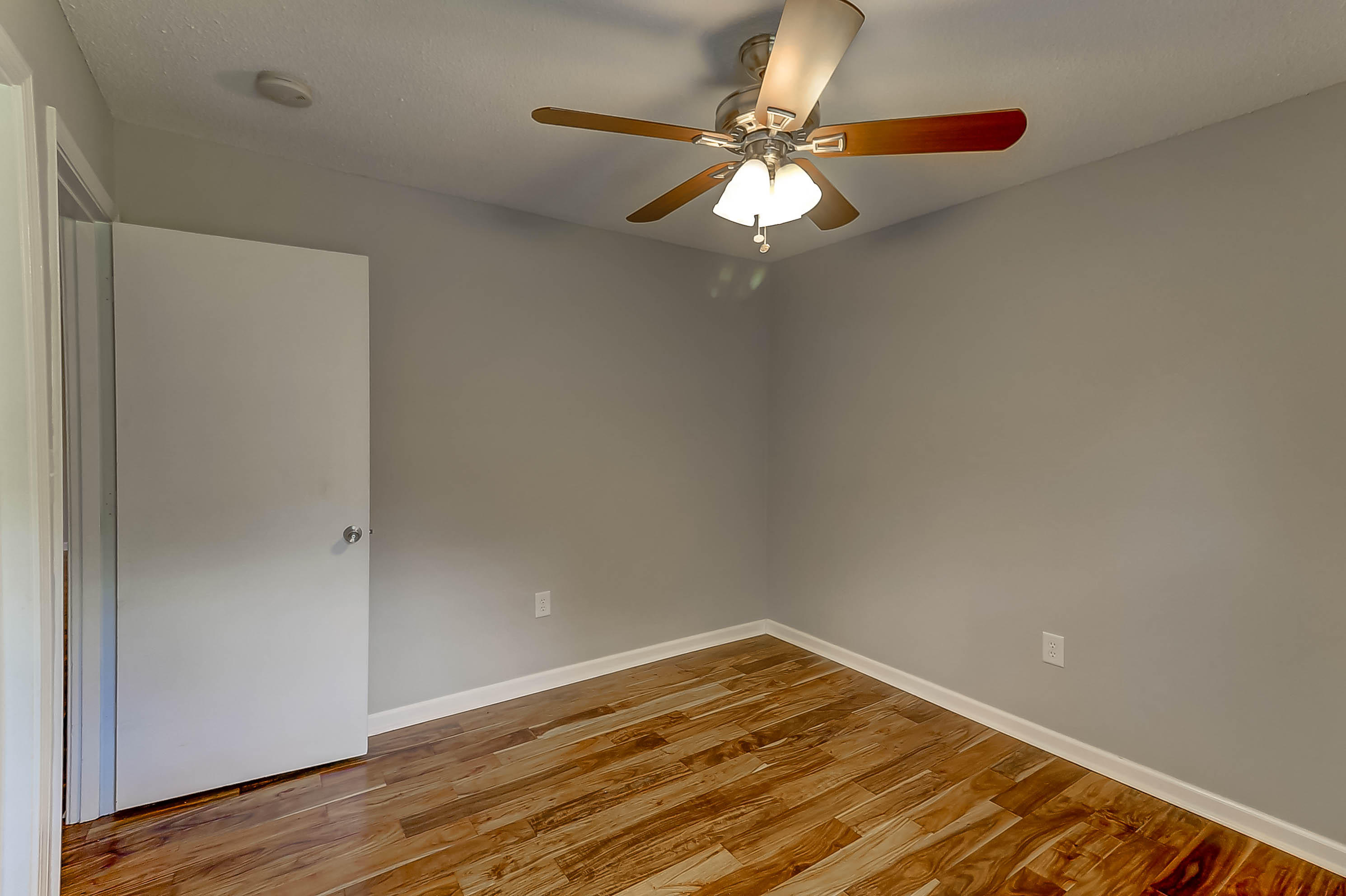 811 Farnham Road Charleston, SC 29412 - Photo 22 of 40 21