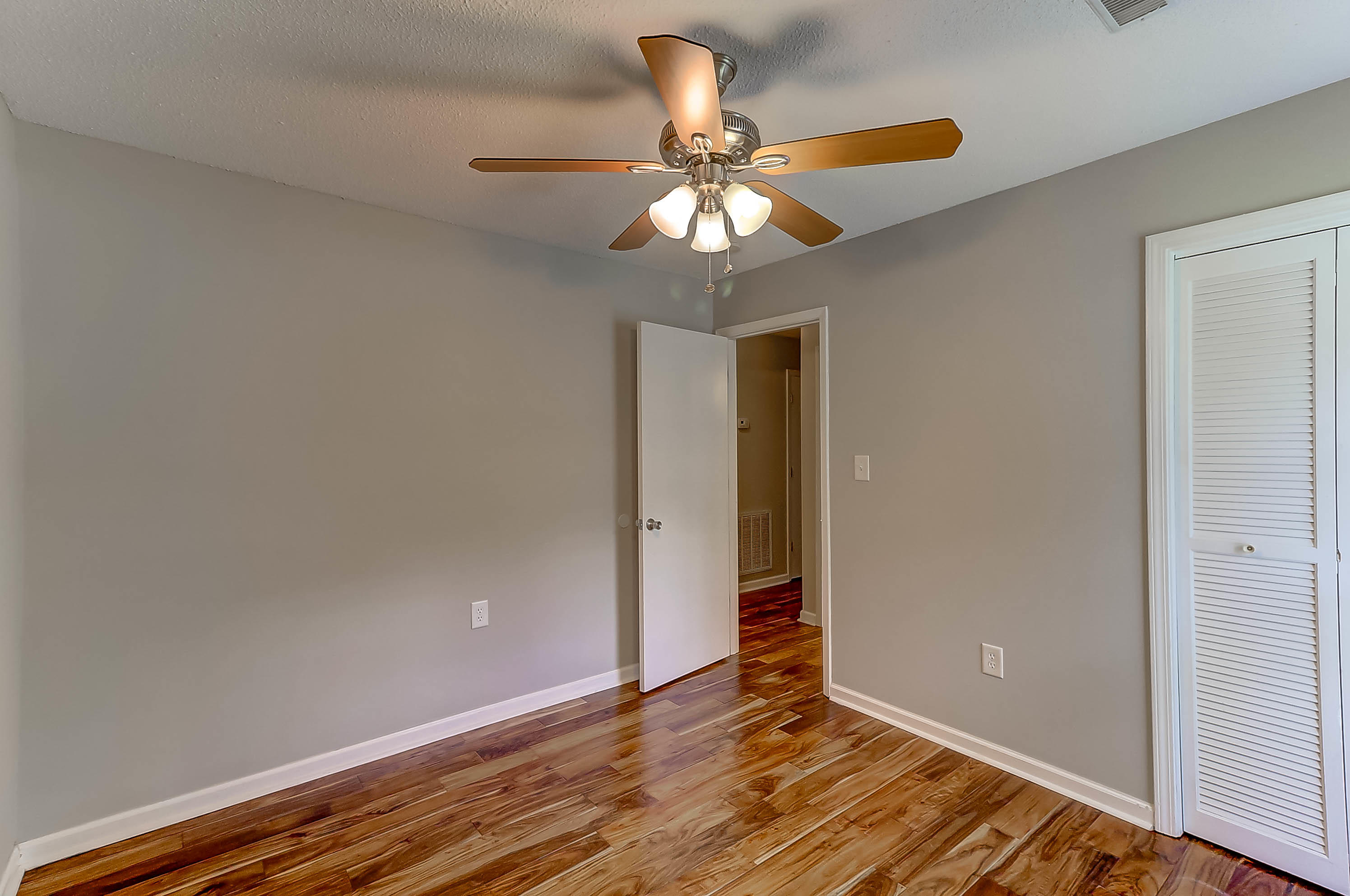 811 Farnham Road Charleston, SC 29412 - Photo 25 of 40 24