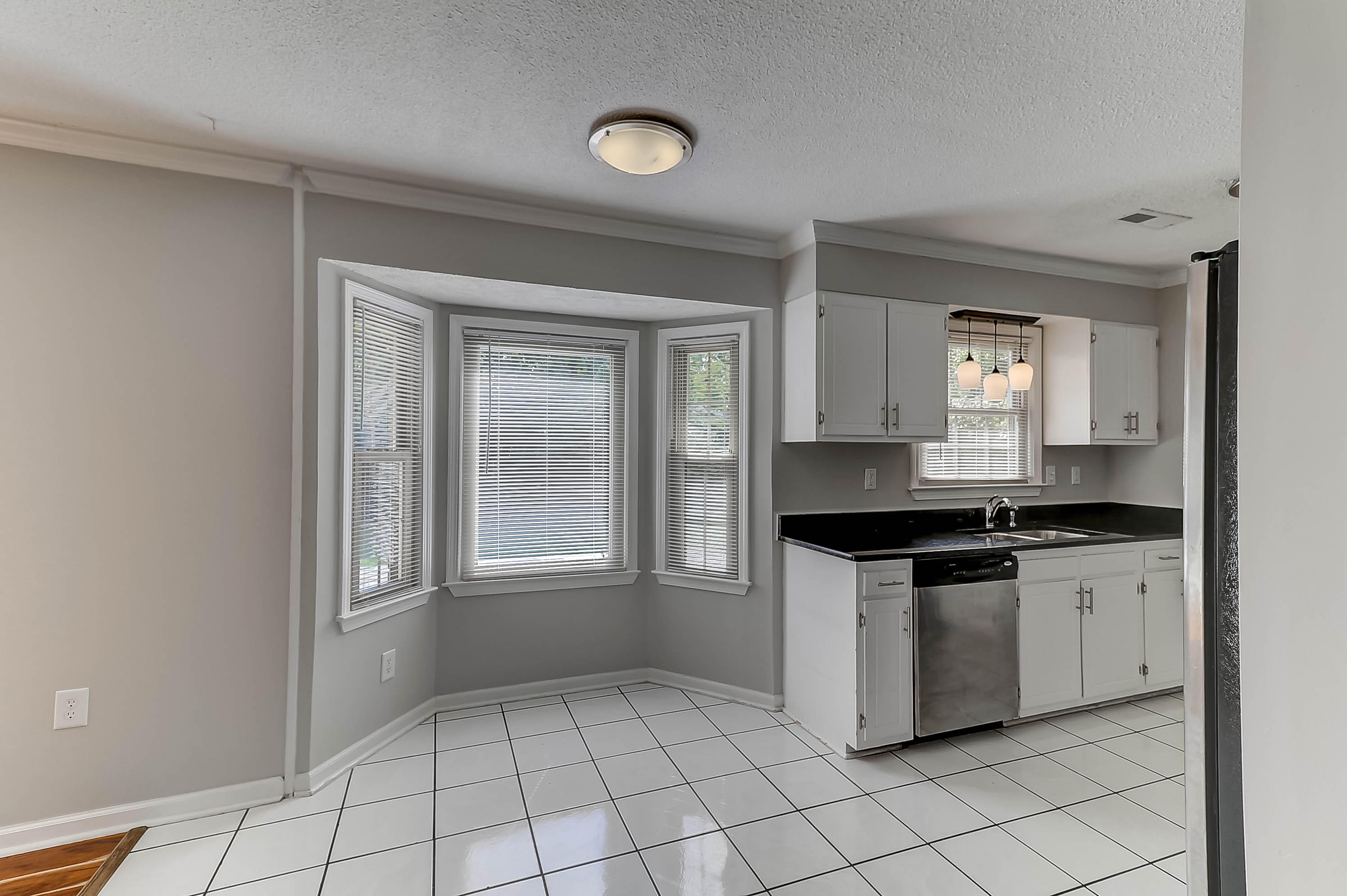 811 Farnham Road Charleston, SC 29412 - Photo 8 of 40 7