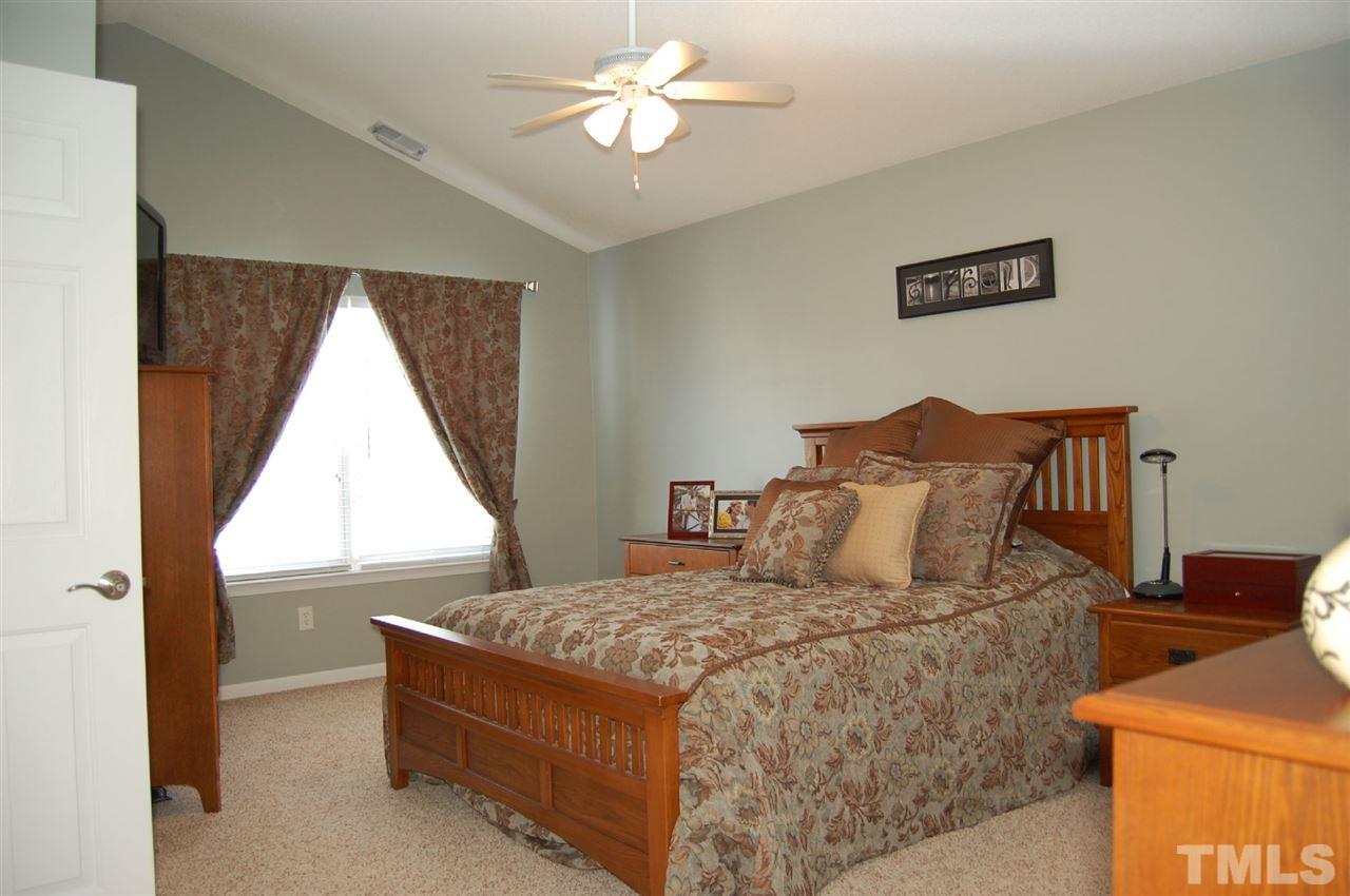 8113 Bright Oak Trail Raleigh, NC 27616 - Photo 8 of 10 Gallery Image 8