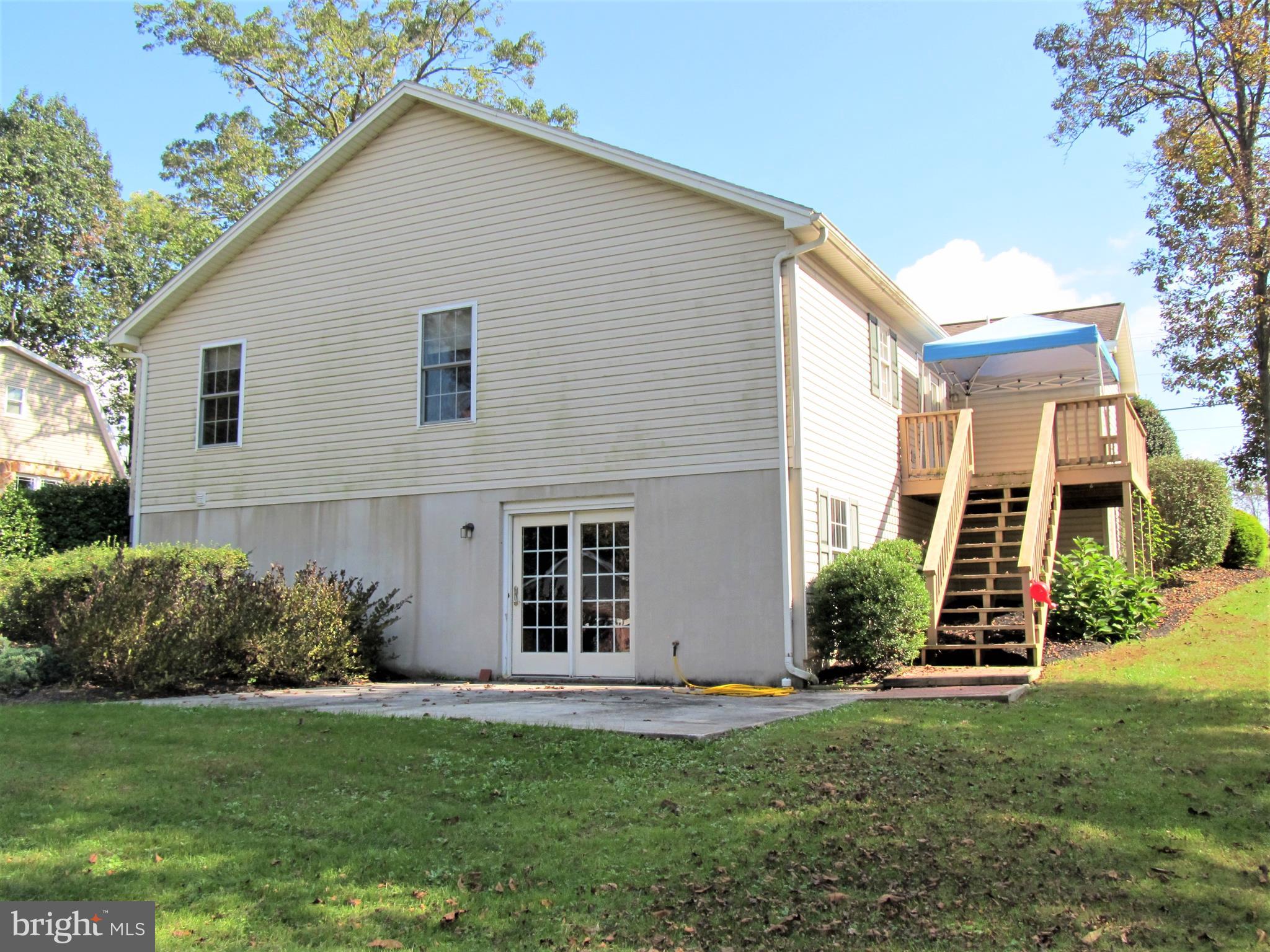 215 Knoxlyn Road Gettysburg, PA 17325 - Photo 4 of 51 Gallery Image 4