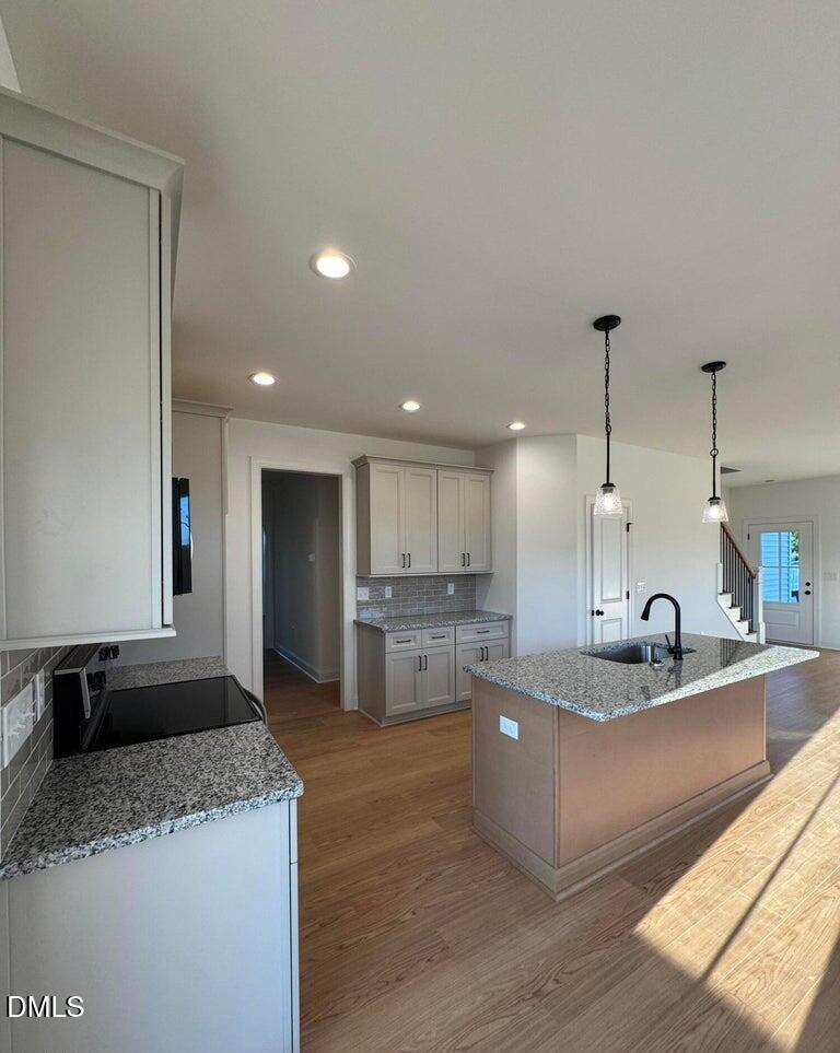 6441 Elevation Road Benson, NC 27504 - Photo 3 of 7 20250829142605692165000000-o