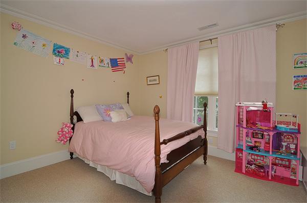 6 Rice Street, Unit 6 Wellesley, MA 02481 - Photo 7 of 10