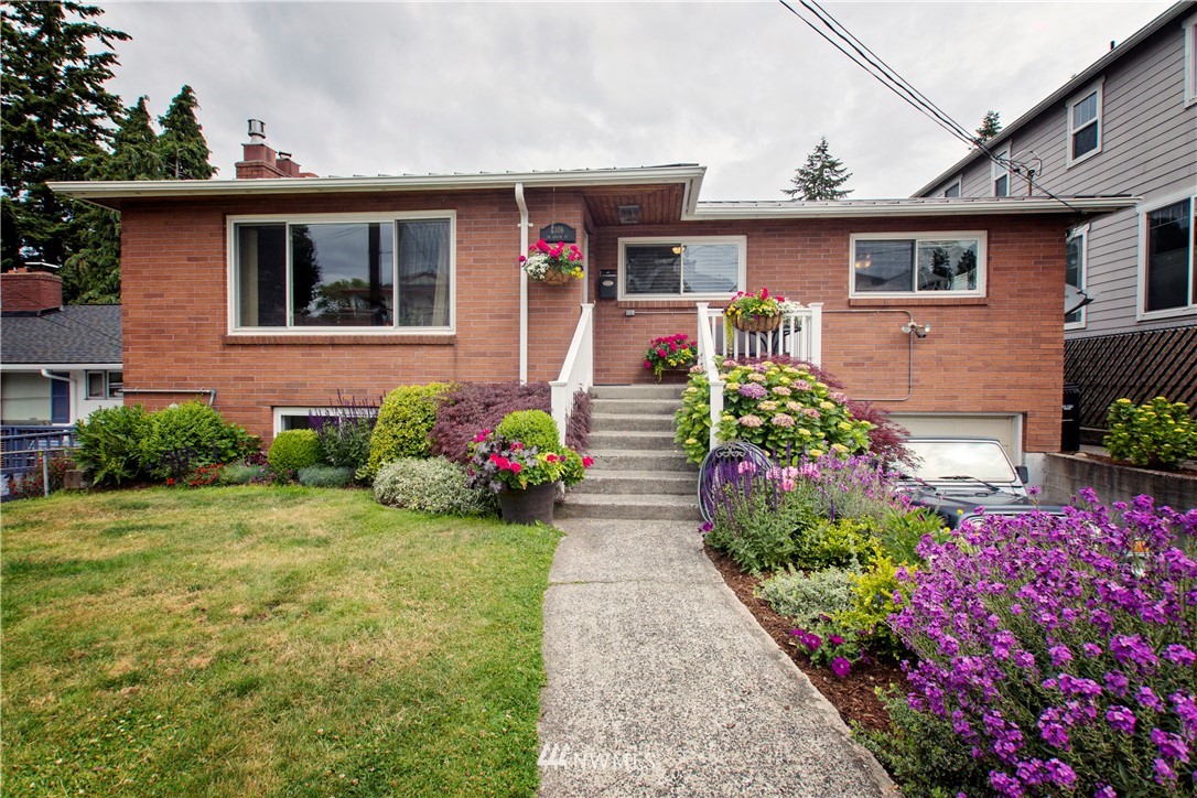 4106 Southwest Austin Street Seattle, WA 98136 - Photo 1 of 33 Gallery Image 1