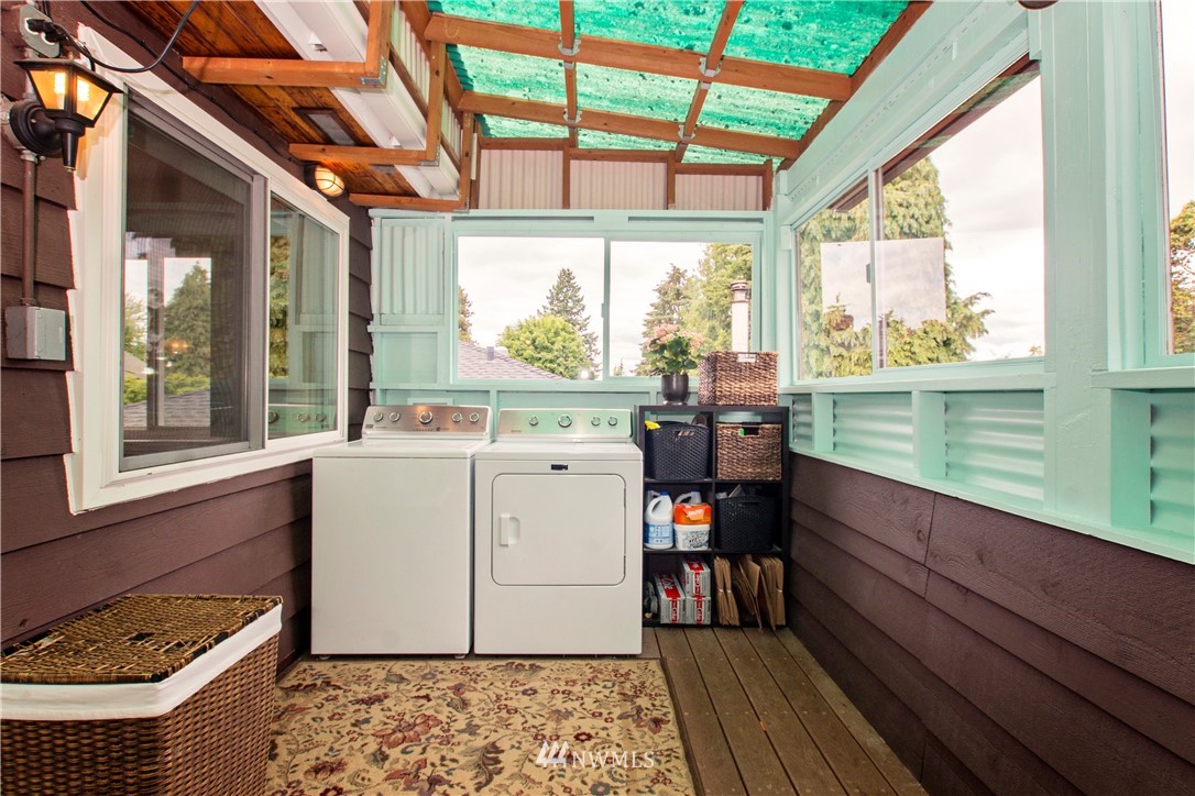 4106 Southwest Austin Street Seattle, WA 98136 - Photo 12 of 33 Gallery Image 12
