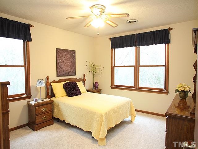 6620 Battle Bridge Road Raleigh, NC 27610 - Photo 6 of 25
