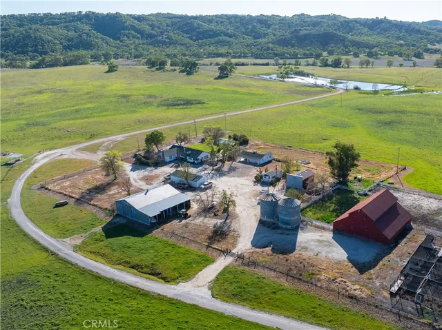 $7,995,000 | 76525 Interlake Road, Bradley, CA 93426