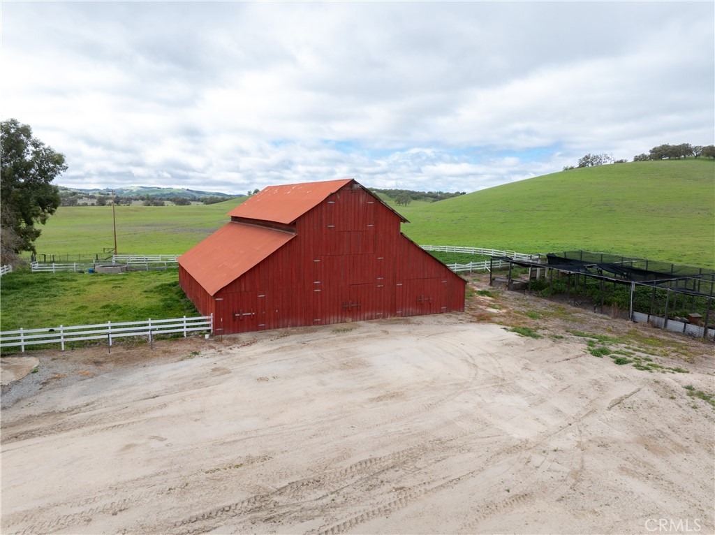 76525 Interlake Road Bradley, CA 93426 - Photo 55 of 75 an outdoor space with view of lake