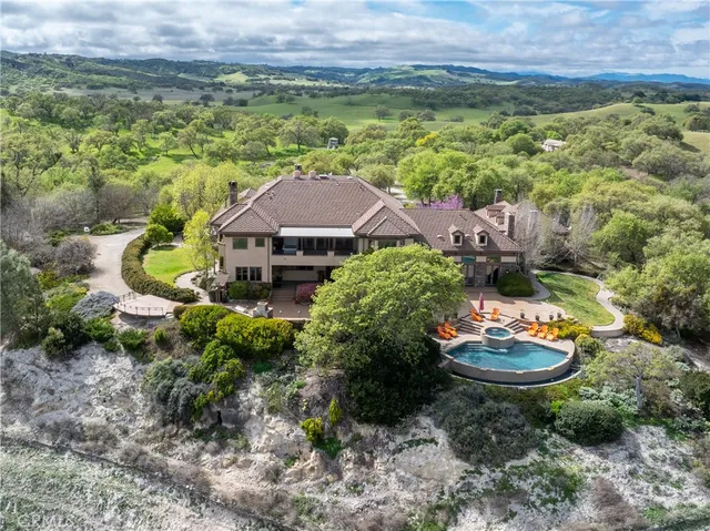 $7,995,000 | 76525 Interlake Road, Bradley, CA 93426