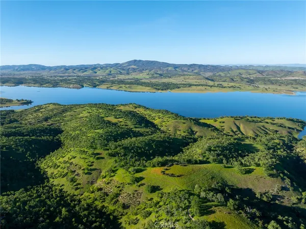 $7,995,000 | 76525 Interlake Road, Bradley, CA 93426