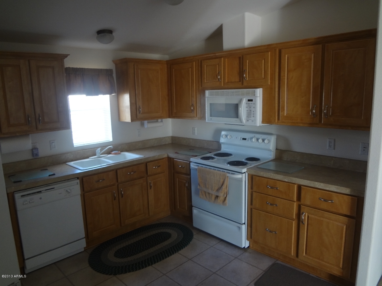 16341 Squatter Road Arizona City, AZ 85123 - Photo 10 of 18 kitchen