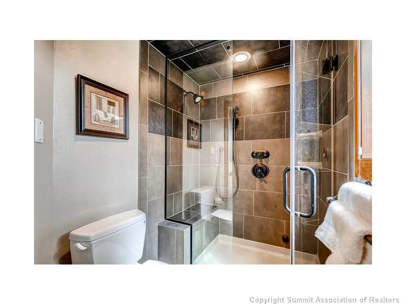 680 Tennis Club Road, Unit 1343 Keystone, CO 80435 - Photo 12 of 25 Bathroom.