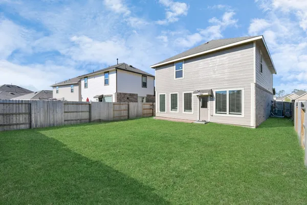 $2,300 | 19463 Rosali Meadow Drive, New Caney, TX 77357