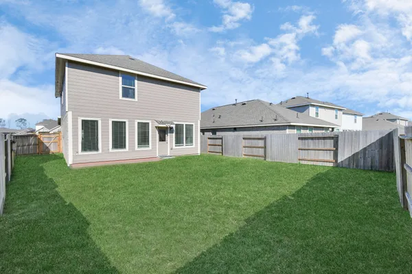 $2,300 | 19463 Rosali Meadow Drive, New Caney, TX 77357