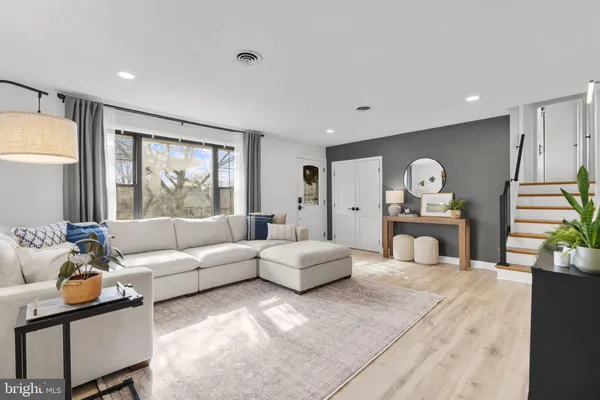 $500,000 | 1918 Lismore Lane, Catonsville, MD 21228