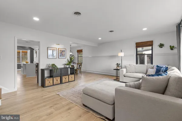 $500,000 | 1918 Lismore Lane, Catonsville, MD 21228
