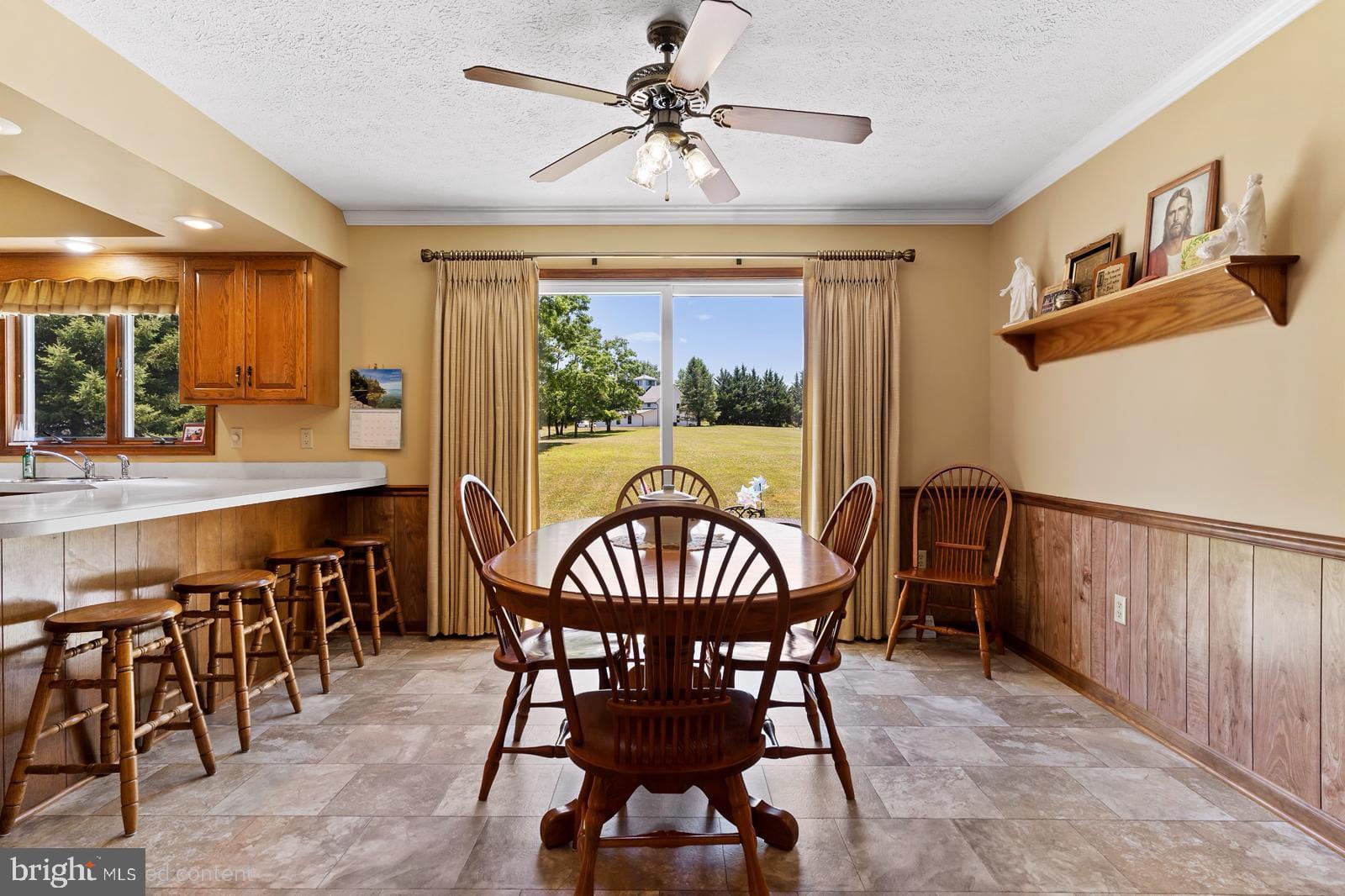 65 Walnut Dale Road Shippensburg, PA 17257 - Photo 12 of 32 Dining