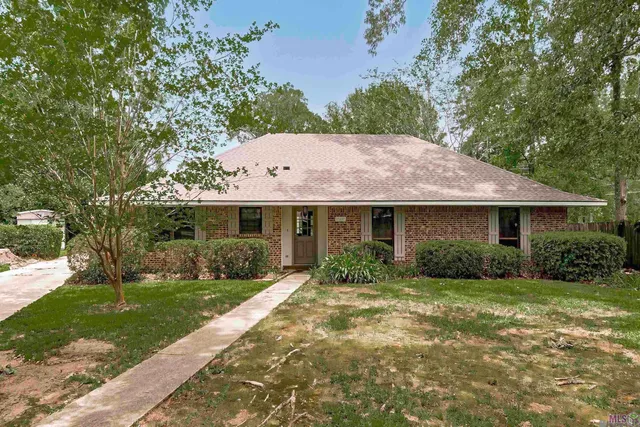 $1,800 | 17237 General Pickett Avenue, Baton Rouge, LA 70817