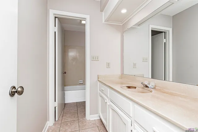 $1,800 | 17237 General Pickett Avenue, Baton Rouge, LA 70817