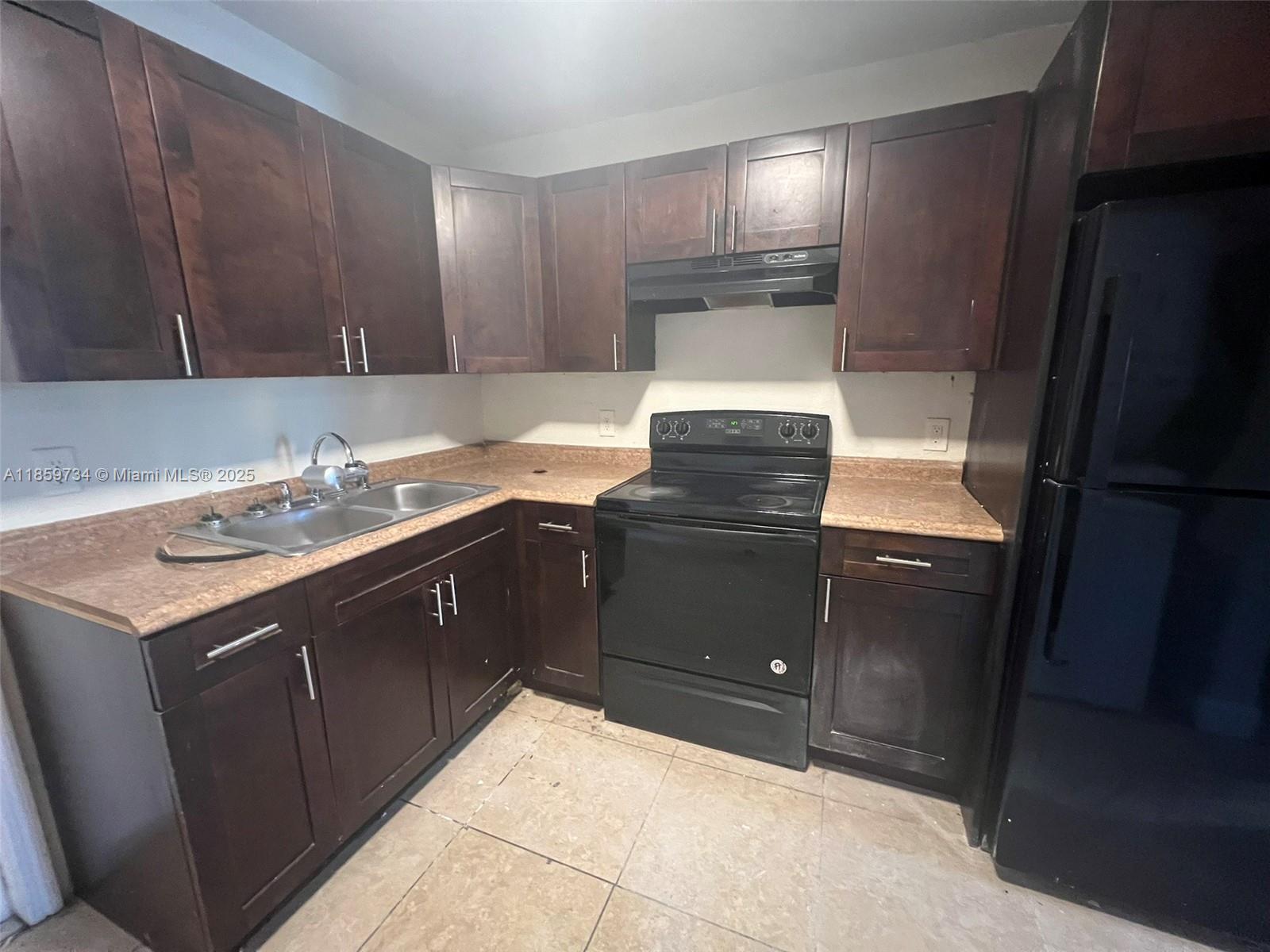 1649 West 28th Street, Unit B Riviera Beach, FL 33404 - Photo 18 of 56 Gallery Image 18