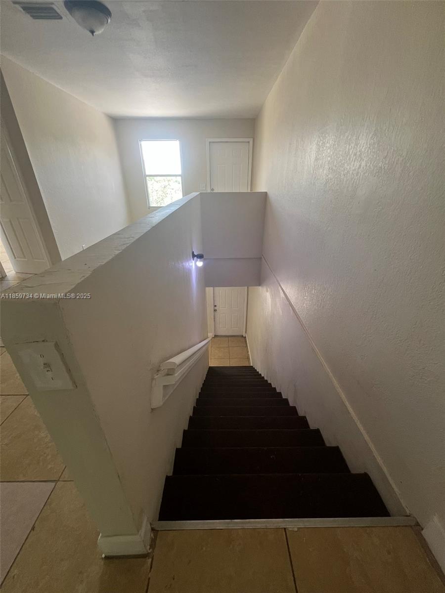 1649 West 28th Street, Unit B Riviera Beach, FL 33404 - Photo 32 of 56 Gallery Image 32