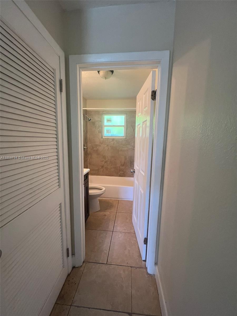 1649 West 28th Street, Unit B Riviera Beach, FL 33404 - Photo 40 of 56 Gallery Image 40