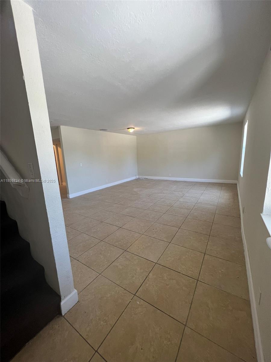 1649 West 28th Street, Unit B Riviera Beach, FL 33404 - Photo 7 of 56 Gallery Image 7