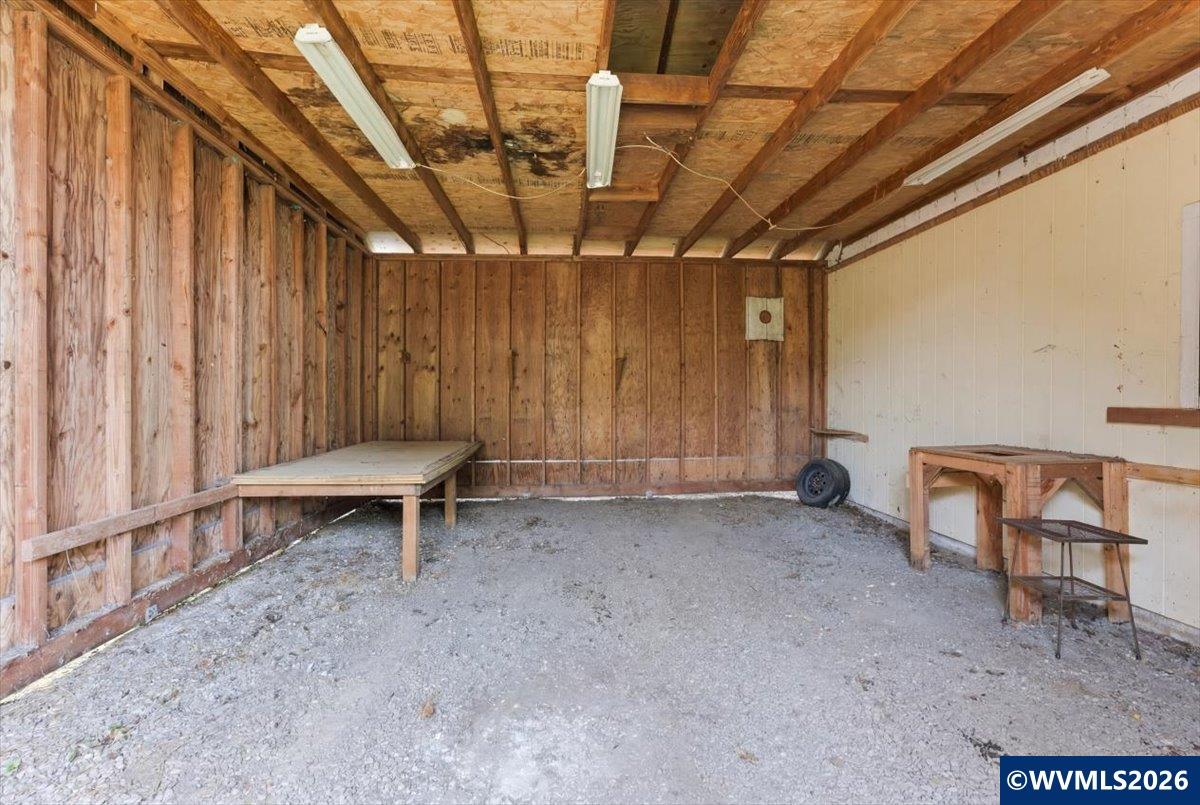2515 Brown Road Northeast Salem, OR 97305 - Photo 16 of 18 Gallery Image 16