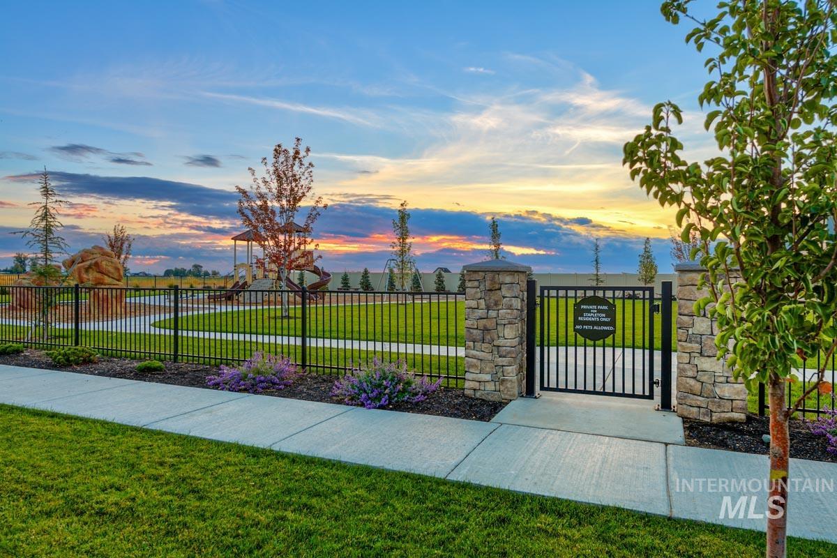 224 West Broyhill Street Meridian, ID 83642 - Photo 18 of 24