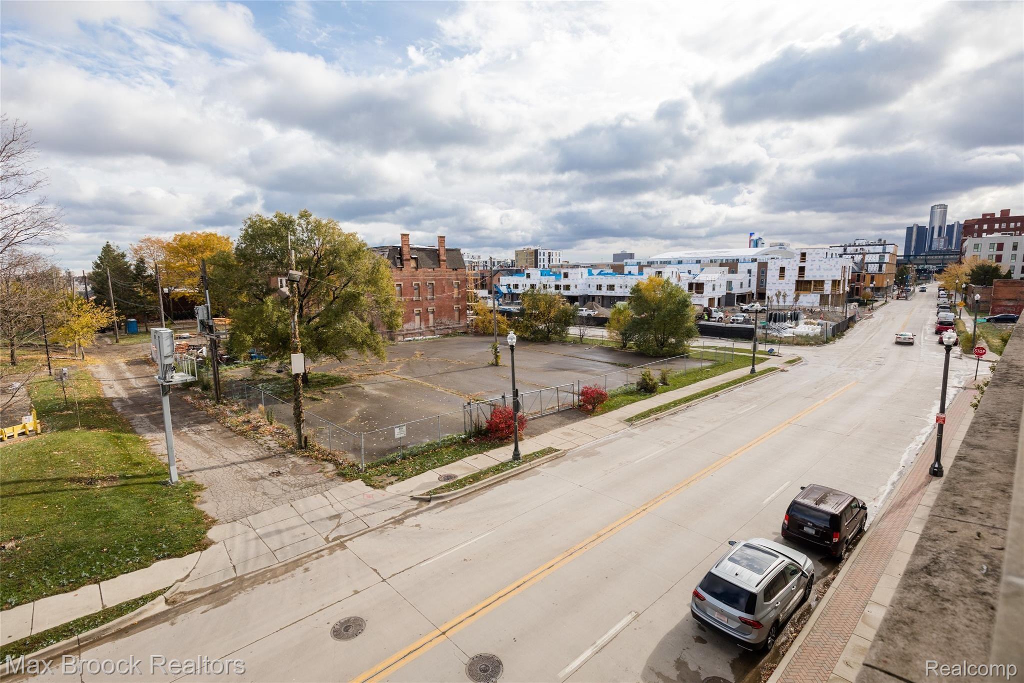 2915 John R Street, Unit 303 Detroit, MI 48201 - Photo 4 of 27 2915JohnR_303_0018.jpg