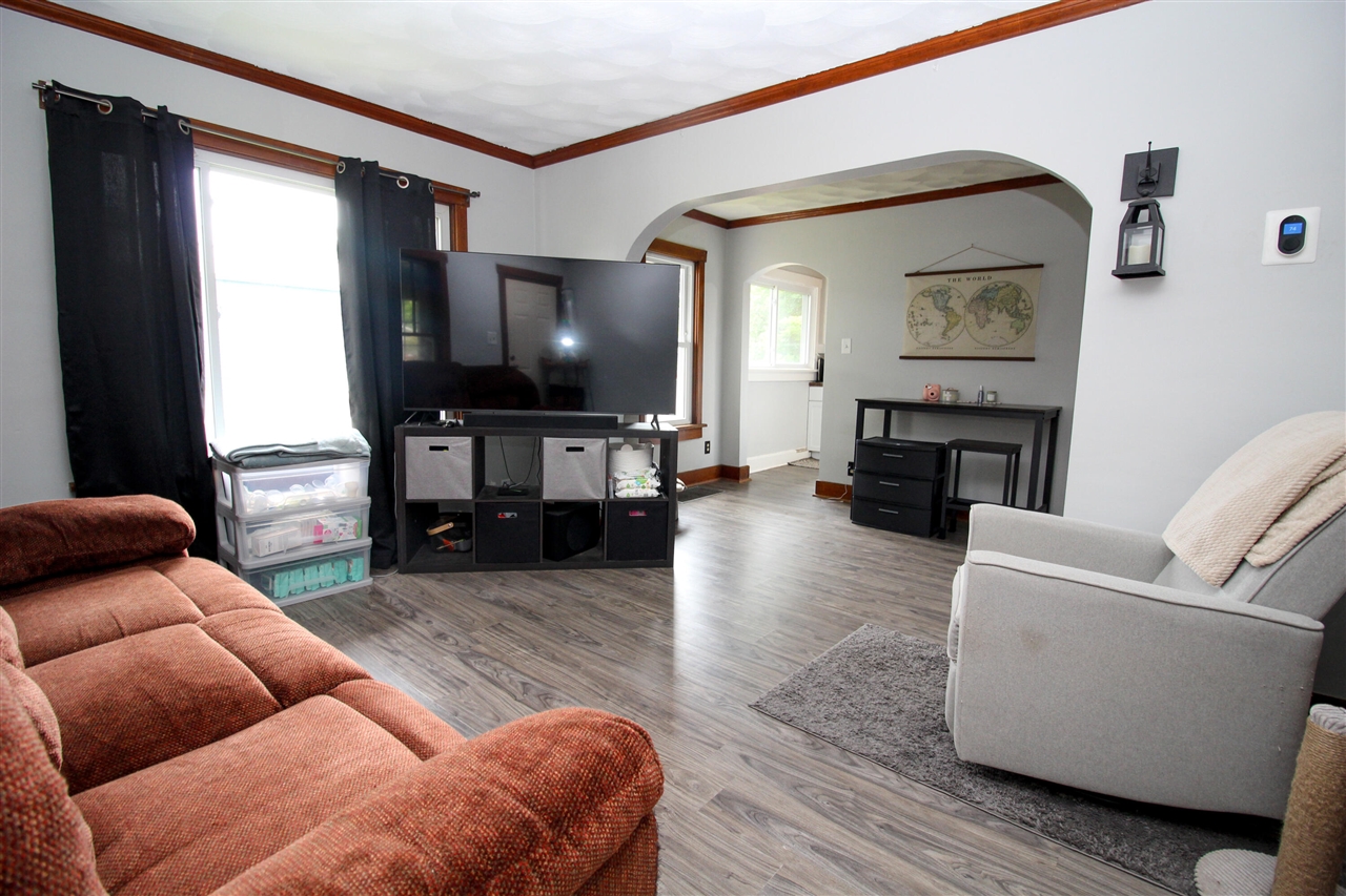 806 West Street Three Rivers, MI 49093 - Photo 12 of 28