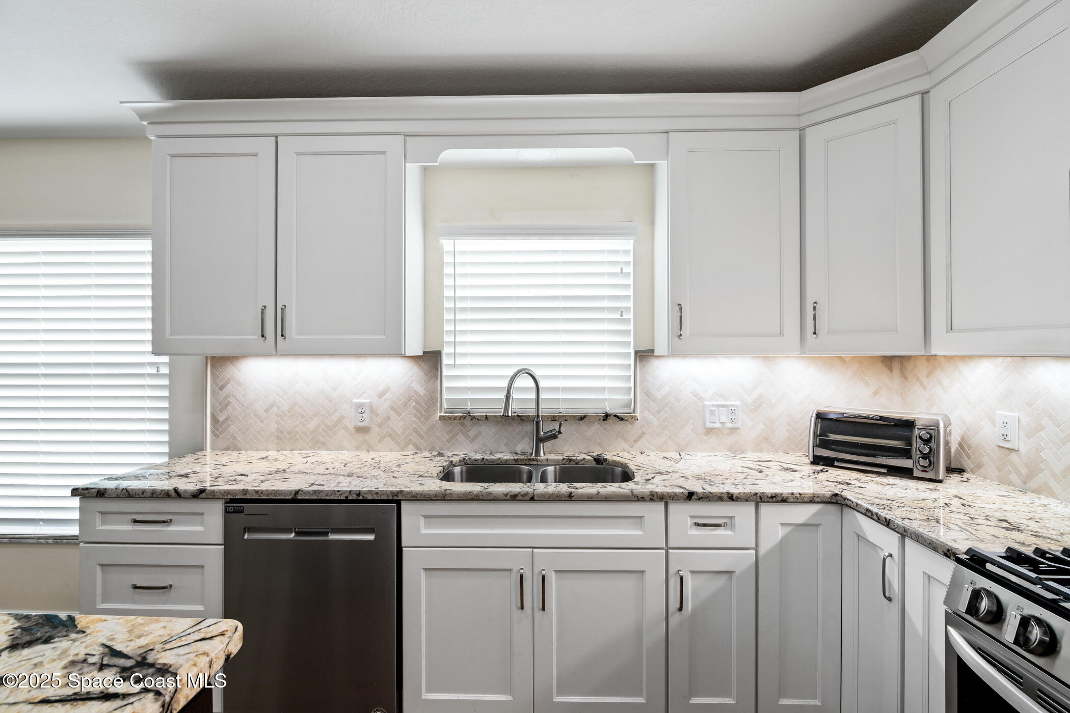 1444 Boca Rio Drive Melbourne, FL 32940 - Photo 12 of 59 Kitchen